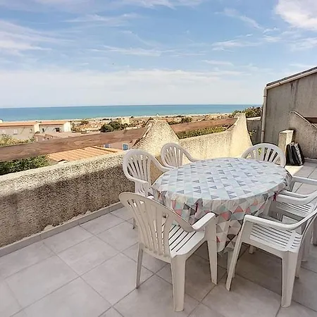 Grande Proche De La Villa